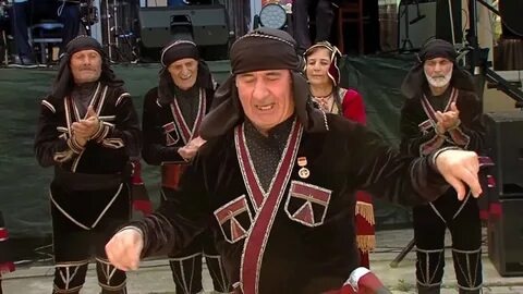 Молодой по грузински