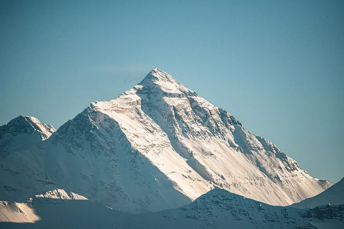 6 великих гор. Джомолунгма. Вулкан Эверест. Самая высокая гора Сагарматха. Самая высокая гора в мире Джомолунгма.