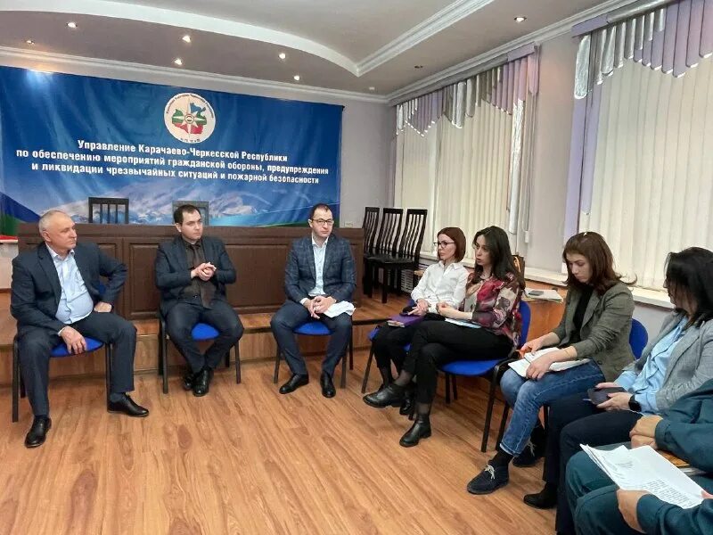 Го чс махачкала. Махачкала колледж нефти и газа. Магомедов рабадан магомедович махачкала. Го чс махачкала. Главное управление мчс по республике дагестан руководство.