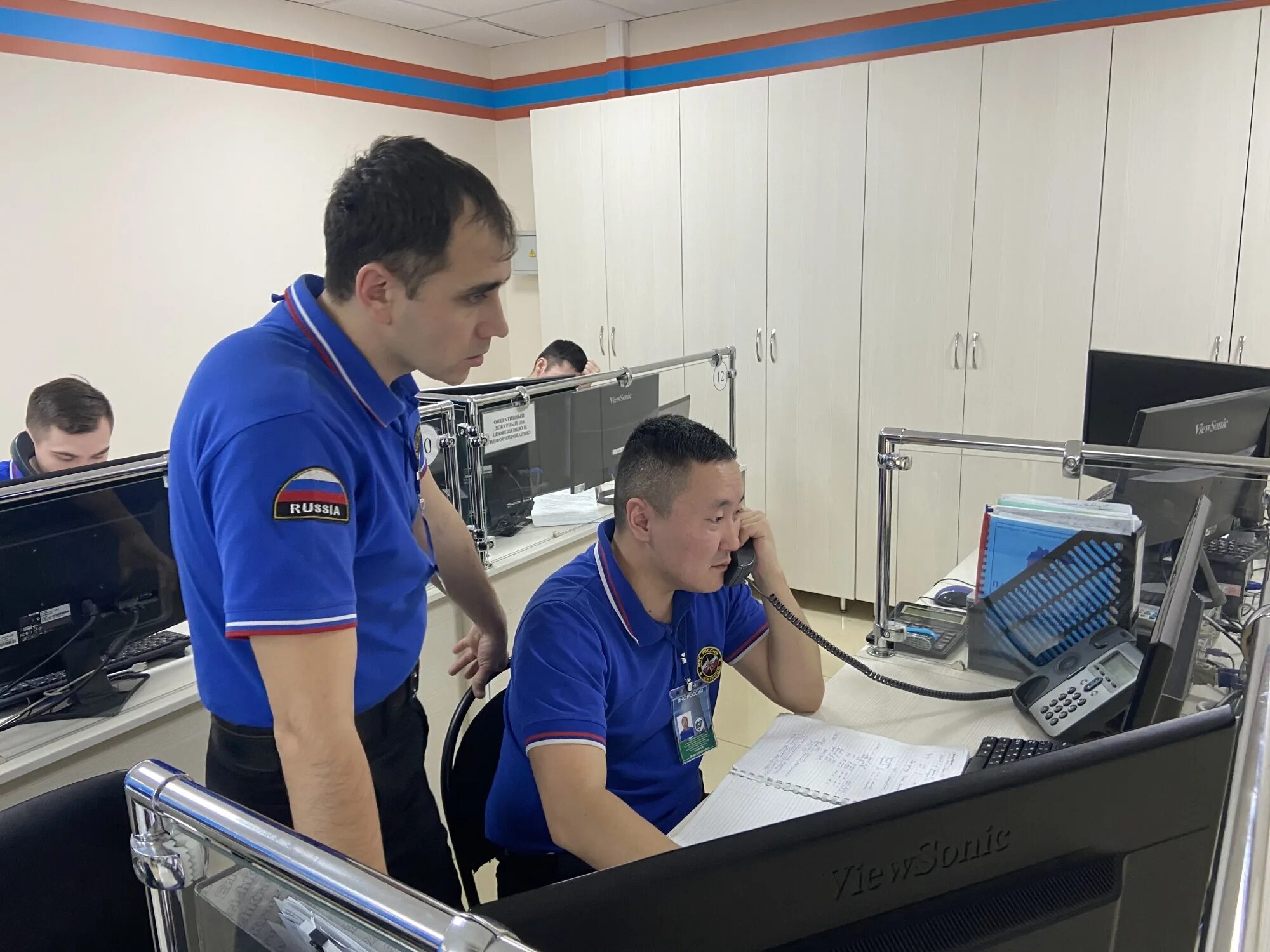 Мчс якутии техники. Главное управление мчс по якутии. Куренков мчс. Цукс якутск. Мчс якутск.