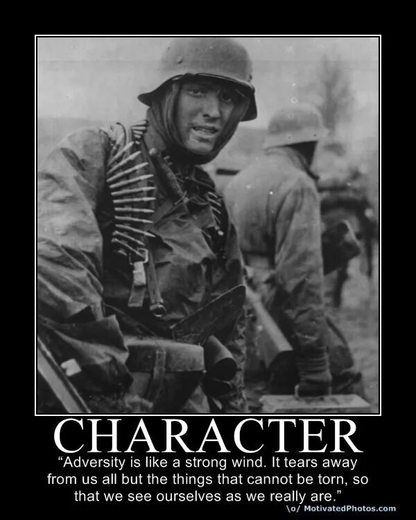 ганс принес огнемет. ганс тащи огнемет. ханс огнемёт. ганс тащи огнемет мем. ганс неси огнемет мем.