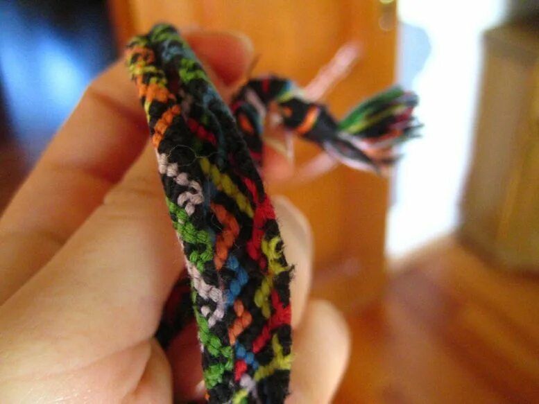 Плетение фенечек. Крутые фенечки. Фенечки со змеями. Жизнь фенечки. Браслет из ниток.