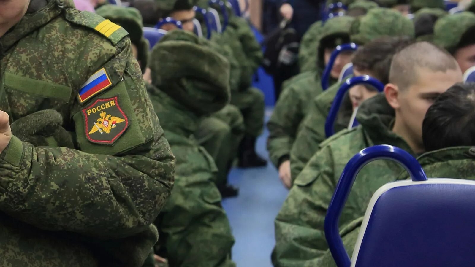 Российские военные эксперты. Военная мобилизация. Военнослужащие по призыву. Призыв