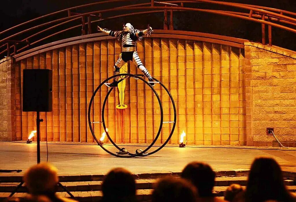 жк мурино парк ход строительства. цирковой реквизит. новые цирк шапито. цирк с 10 июня. цирк в мурино.