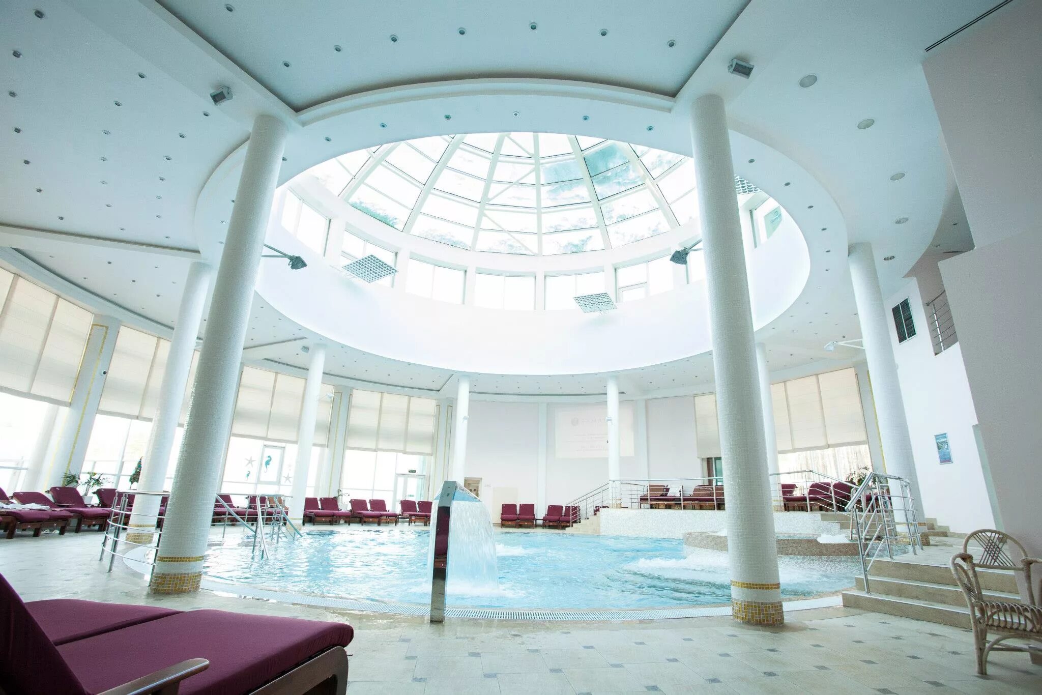 Курортный комплекс Ramada Екатеринбург, Екатеринбург - цены 2025, бронирование