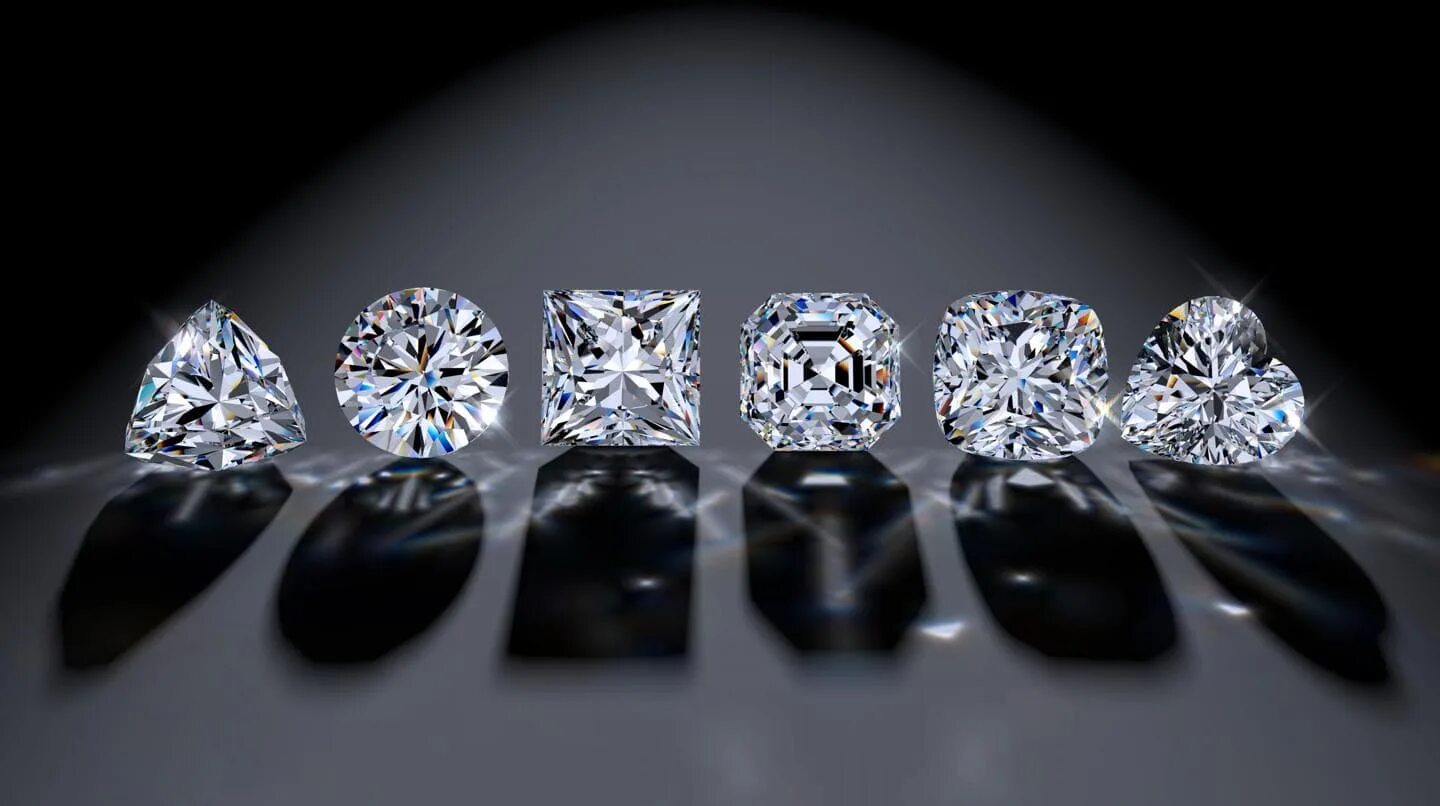 С цветными бриллиантами first class diamonds. АЛРОСА Даймонд.