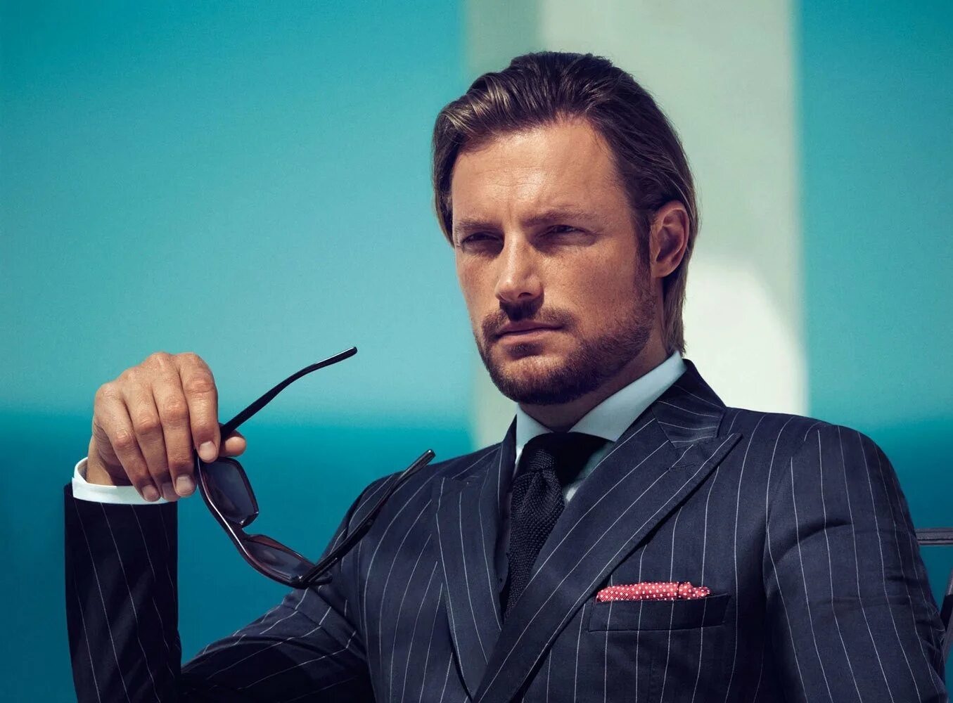 Сильный взгляд человека. Габриэль Обри. Gabriel Aubry Hugo Boss. Габриэль Обри для Boss. Уверенный мужчина.