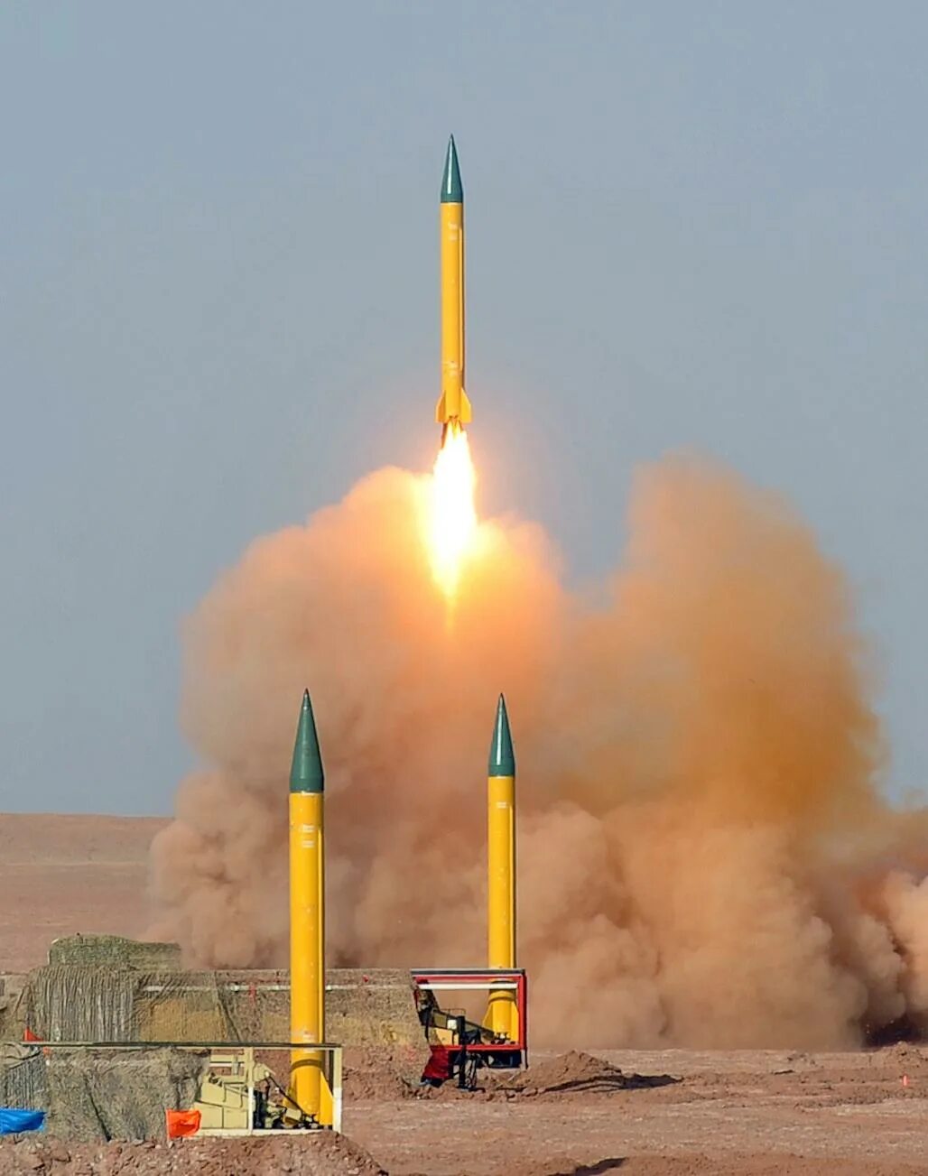 Баллистическая ракета тема. Ракета Шехаб-1 Иран. Баллистические ракеты Ирана. Ракета Шехаб-2 Иран. Shahab-1 баллистическая ракета.