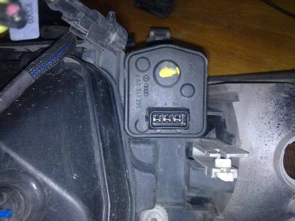 Корректор фар лада ларгус. Pfvtyf vjnjhxbrf rjhhtrnjhf afh nfufp nfuth. Корректор фар hyundai elantra 2013. Корректор фар киа сид 2008. A6 c5 корректор фар.