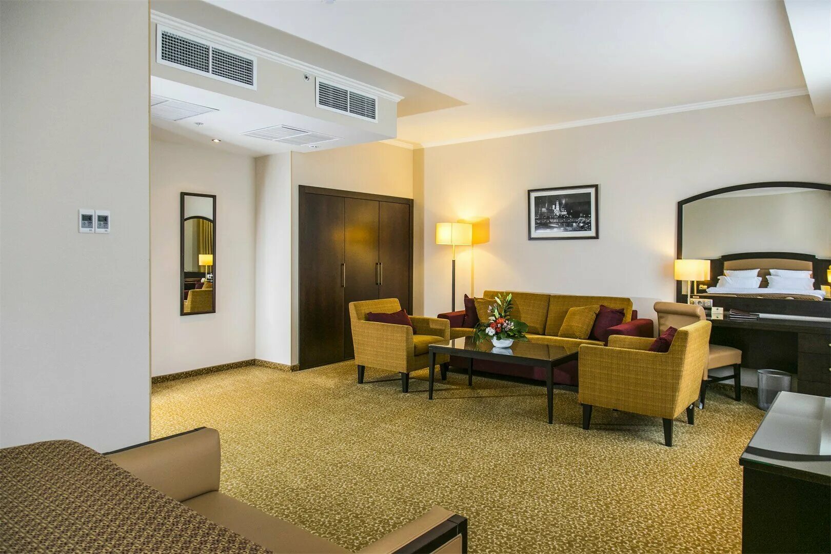 гостиницы на старом арбате. плотников переулок 12 гостиница. отель арбат ын москва. гостиница арбат москва плотников переулок. арбат плотников переулок 12.