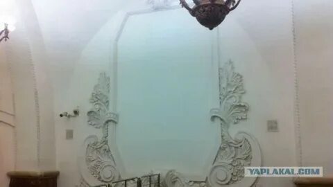 На станции арбатская обвалилась штукатурка и появился