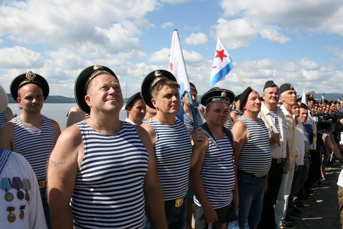 День военно морского. ВМФ мореманы. С днем ВМФ. С днем флота. С праздником ВМФ.