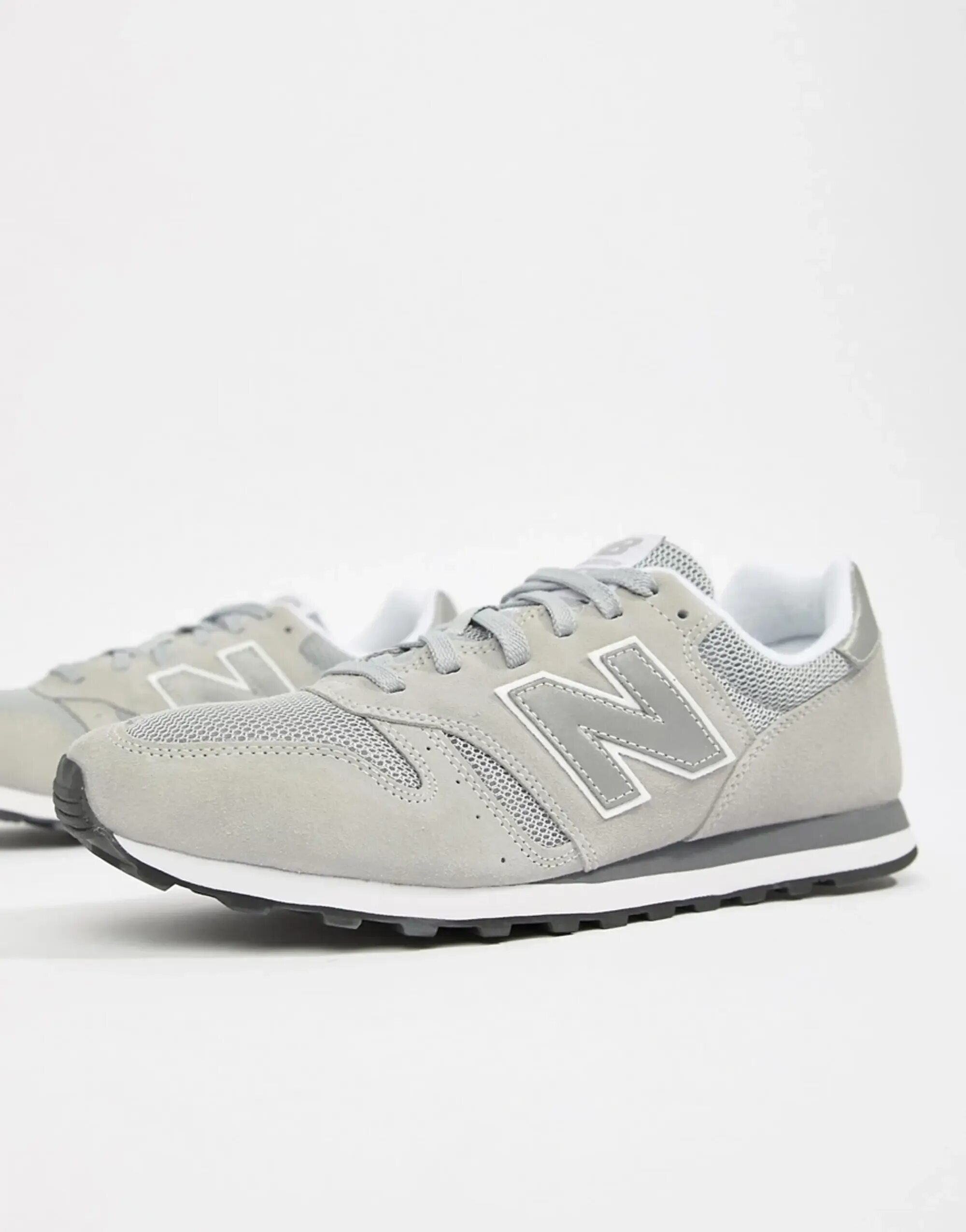 New balance светлые. Значок nb. U574kn2. New balance 574 светло серые. Кроссовки нью бэланс 574.