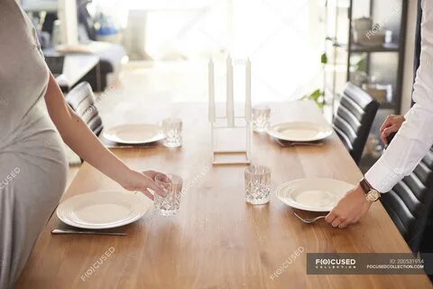 I lay the table