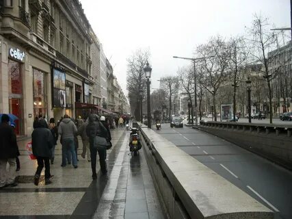 Париж февраль