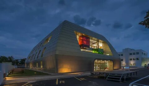 Gallery building
