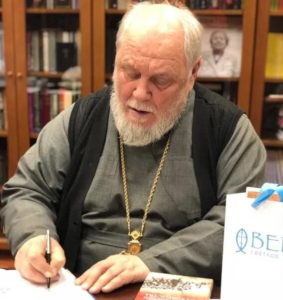 Николай агафонов. Николай викторович агафонов. Книга протоиерея. Священник даниил сысоев. Свенцицкий валентин павлович.