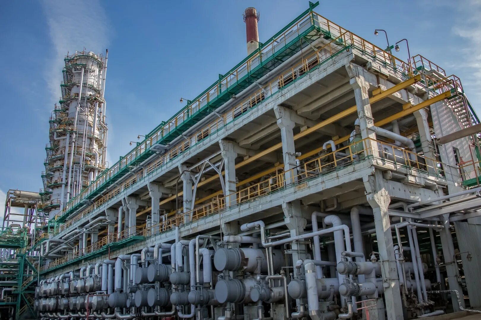 Ярославский нефтеперерабатывающий завод. Нпз славнефть янос. Нефтеперегонный завод ярославль. Завод славнефть ярославль. Завод славнефть ярославль.