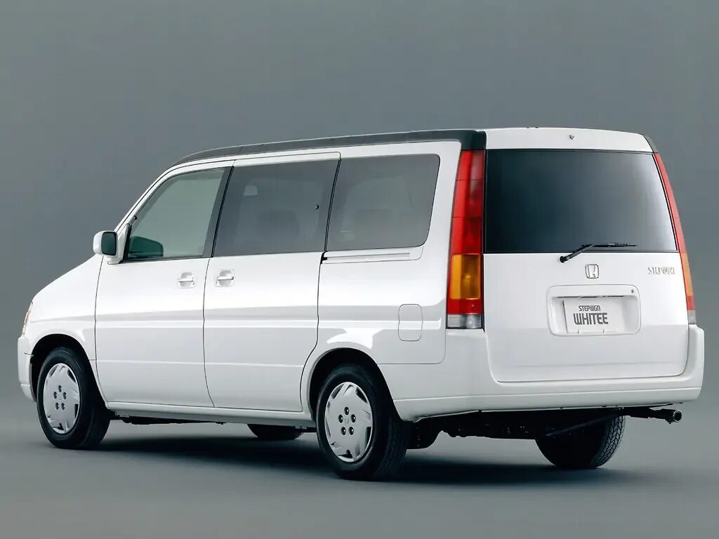 Honda stepwgn 2022. Honda stepwgn 2001. Honda stepwgn 2001. Honda stepwgn 4 поколение. Минивэн honda stepwgn 2003.