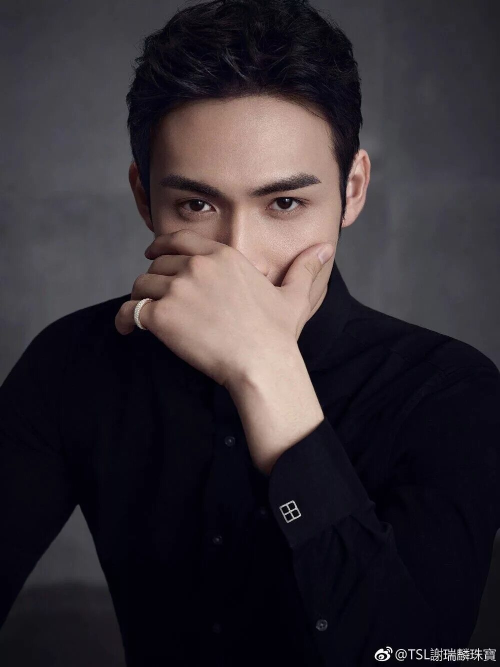 Вин чжан актер. Чжао бинь бинь. Чжан бин бин актер. Чжан хен китайский актер. Вин чжан актер.