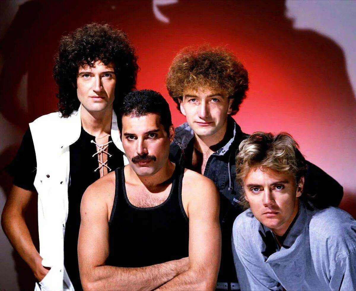 Квин читать. Группа квин. группа квин в молодости. группа queen 1970. группа квин состав.