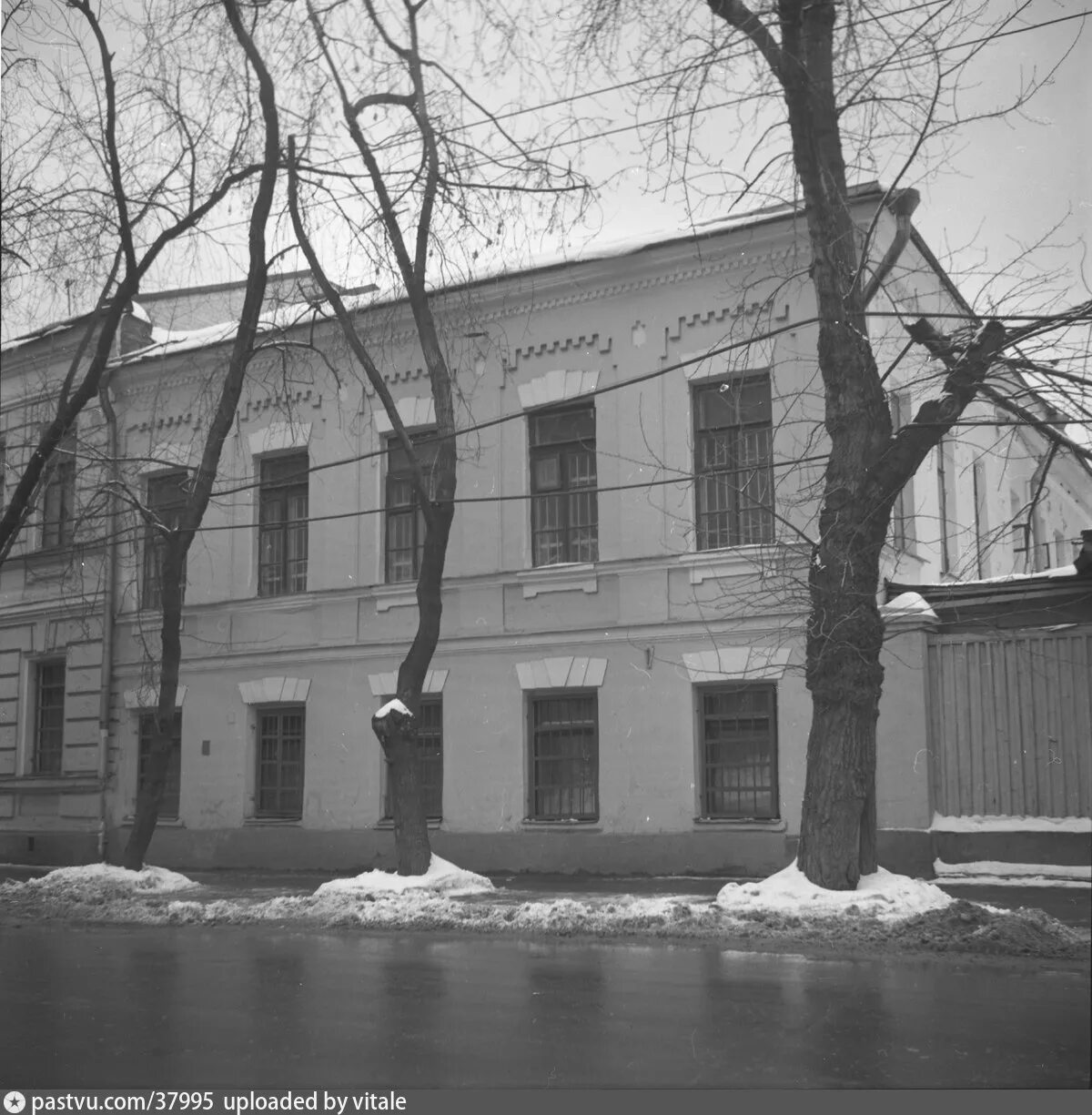 Ул коммунистическая б. Москва Коммунистическая 1. Коммунистическая улица Москва. Москва.б.Коммунистическая улица дом 13. Б Коммунистическая улица в Москве.