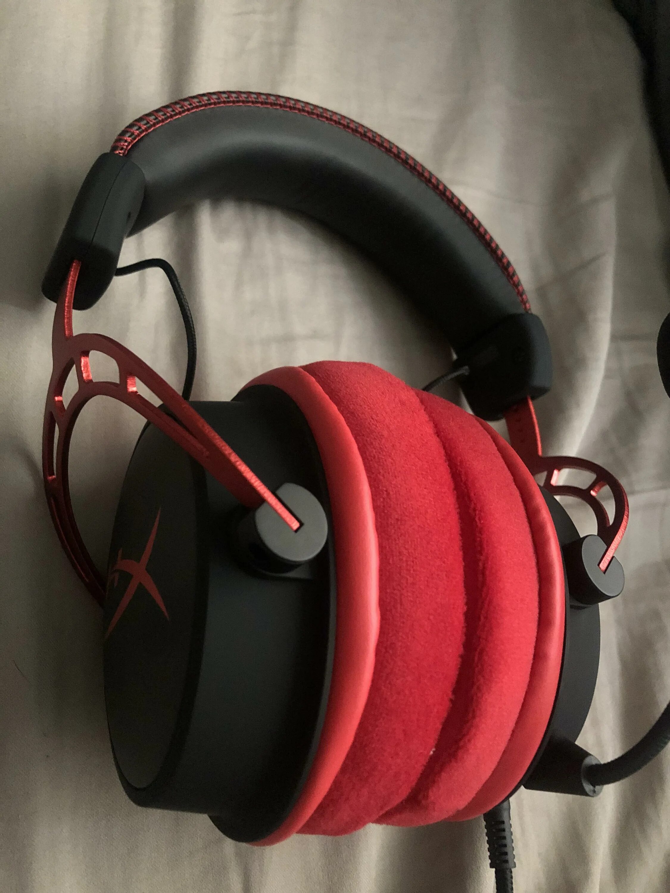 Hyperx cloud alpha s отзывы. Hyperx cloud alpha 2. наушники хайпер х клауд альфа s. наушники хайпер икс клауд 2. hyperx cloud alpha silver.