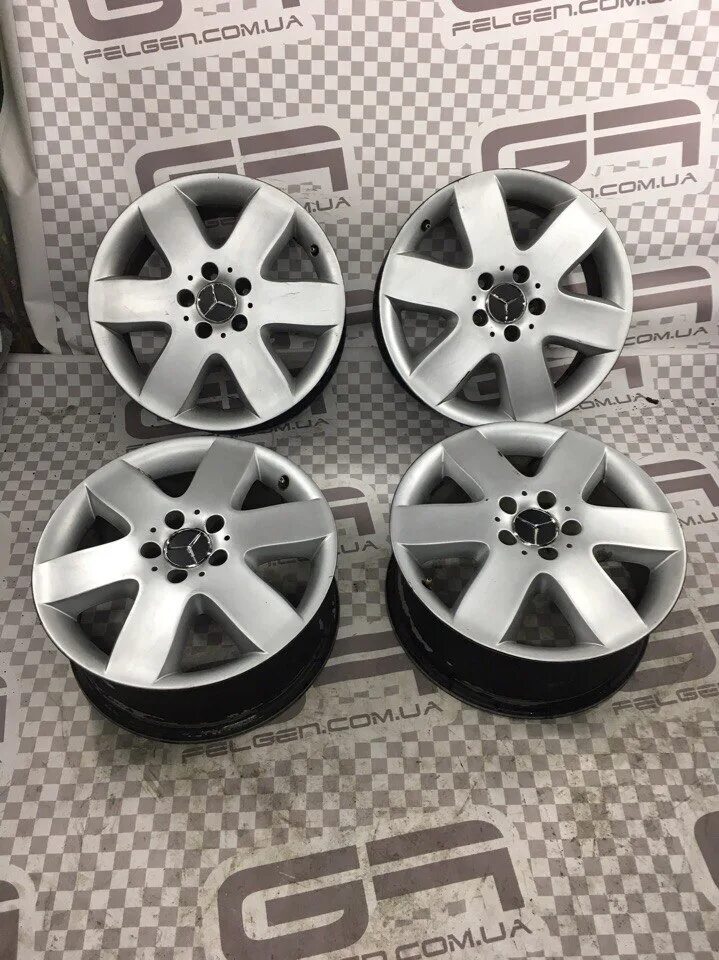 Диски r17 вито виано 639. Литые диски мерседес вито. Диски mercedes r18 vito viano. Диски мерседес вито 638 r15. Оригинальные диски на мерседес вито 638.