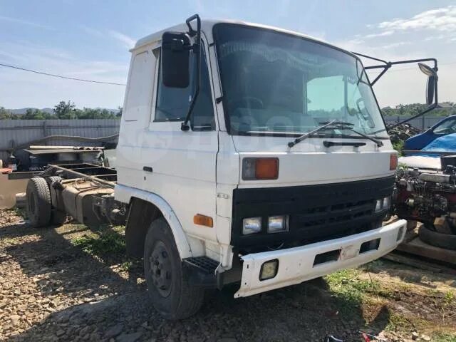 Кабина ниссан дизель кондор. Nissan diesel condor черемхово. Ниссан дизель фото кабины. Ниссан дизель в разбор. Ниссан дизель в разбор.
