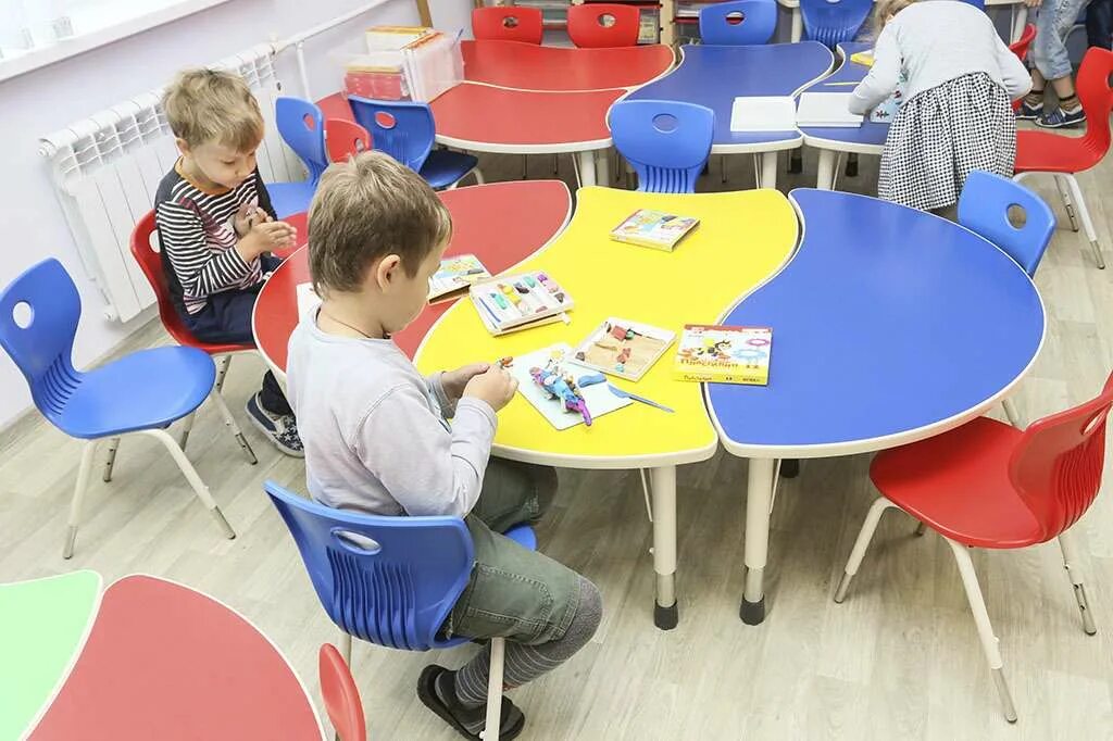 Круглый стол для детского сада. Круглый стол в детском саду. Круглый стол с родителями в детском саду. Столы для детского сада. Круглый стол в школе.