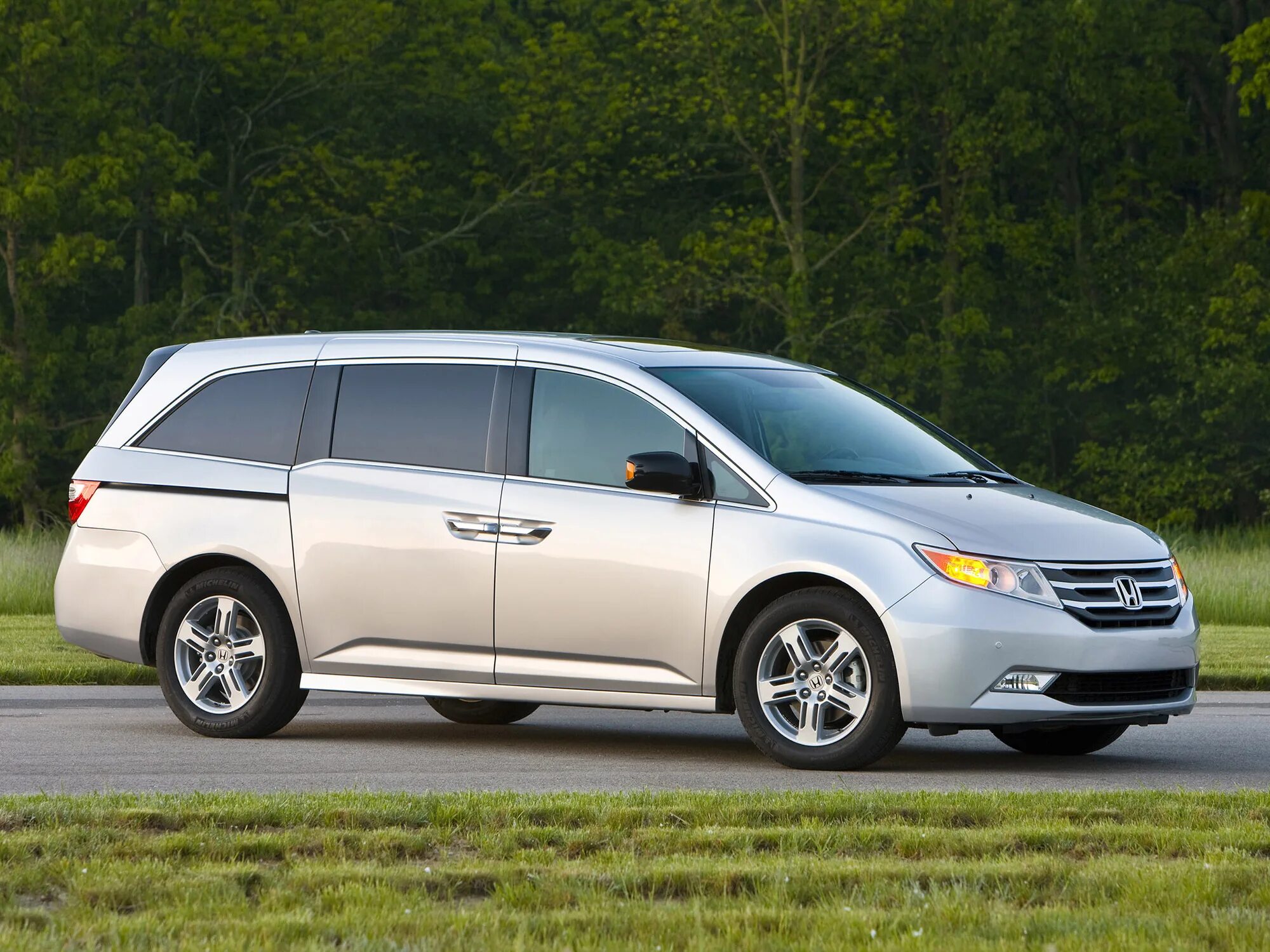 Honda одиссей. Honda odyssey 2003. Honda odyssey 2023. Honda odyssey 2013. Хонда одиссей 2015.