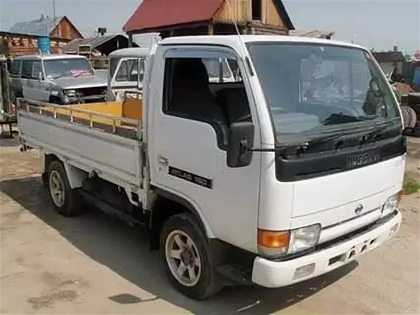 Авто ру амурский. Тойота Дюна самосвал 3т 4вд. Nissan Atlas 1994. Тойота Дюна 5.1. Ниссан атлас 1 5 т.