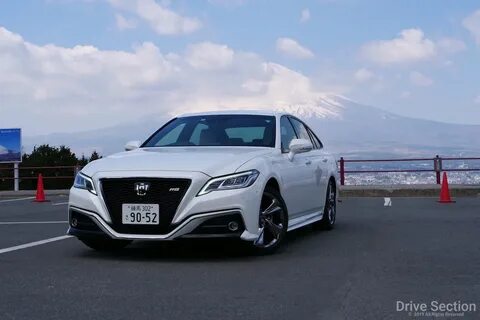 Toyota crown rs