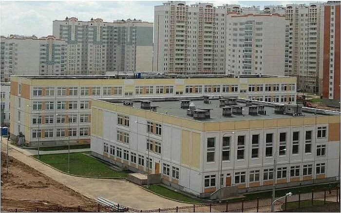 Школа маршала савицкого 6 корп 4. Школа маршала савицкого 6 корп 4. Школа маршала савицкого 6 корп 4. Детский сад в щербинке 2109. Пансионат на улице маршала савицкого в лесу.