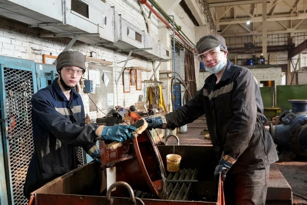 вакансии североуральск свежие на сегодня