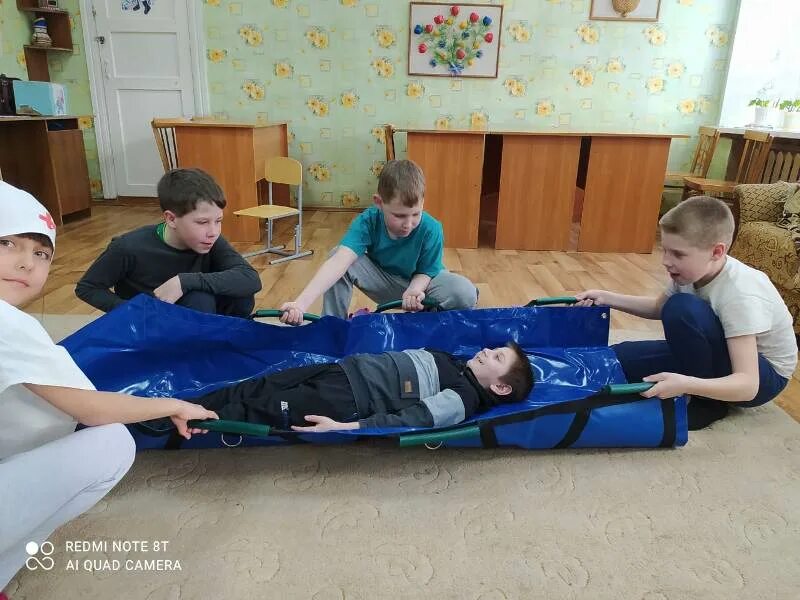 практические занятие первая помощь. манекен-тренажер для реанимационных мероприятий. оказание первой мед помощи. практические занятия по первой мед помощи. практические занятие первая помощь.