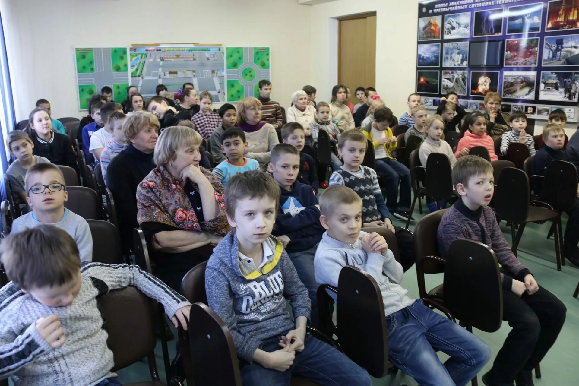 Школа интернат 22. Школа интернат 22 невского. Школа интернат 22 невского. Школа интернат 22 невского. Школа интернат 22 невского.