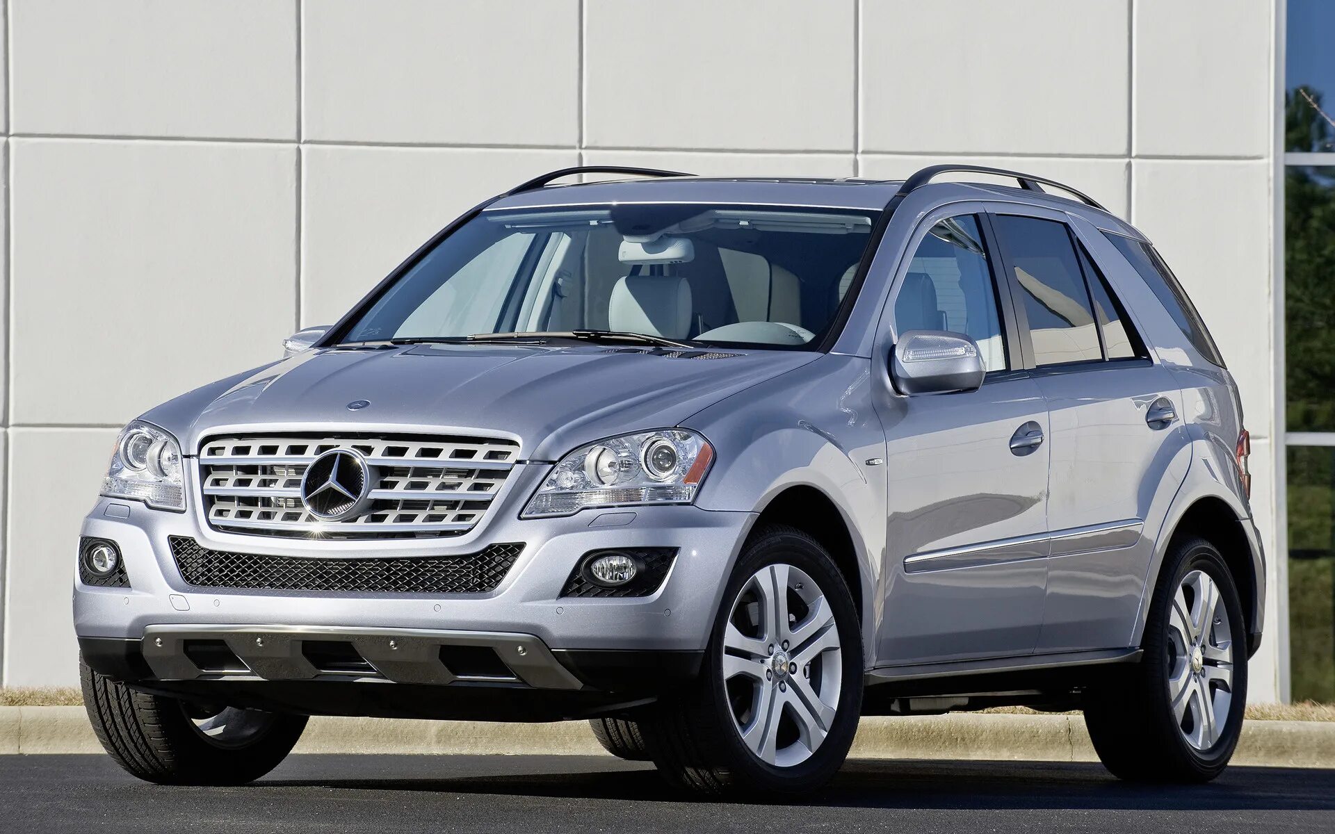 Мерседес мл 2010. Мерседес ml 2010. mercedes m w164. mercedes benz ml class w164 2009-2011. мерседес мл 450.