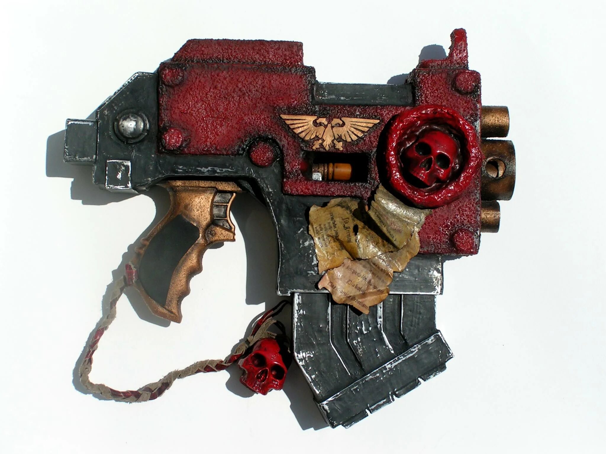 Болты вархаммер. Болты вархаммер. Болты вархаммер. Warhammer 40k болтер. Вархаммер 40к болтер.