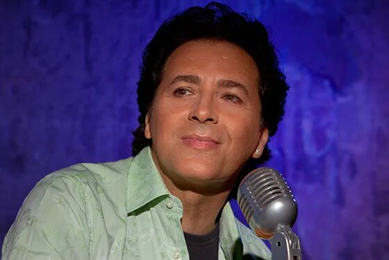 много концертов. концерты колонна. энрико колонна и оркестр девушек. исторические концерты на канале культура. дворцовая площадь туристы.