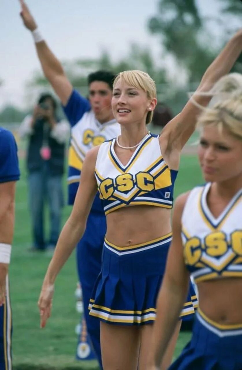 Николь бильдербак добейся успеха 2000. Хари пэйтон и стейси рид. Добейся успеха 2000 пенелопа. Bring it fine early. Фильм про чирлидерш.