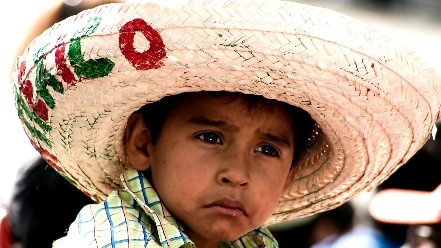Мексанки девочки маленькие. Красивые узбекские дети. Красивые мексиканские дети. Детский костюм мексиканки. Мексика деревушка санцицицилия.