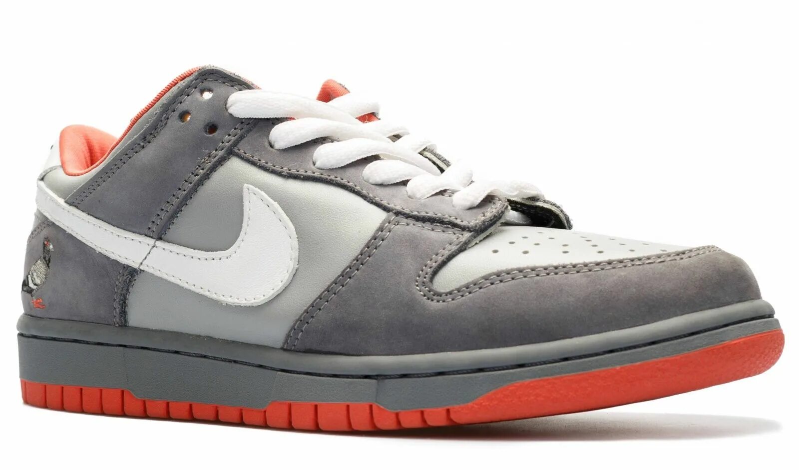 Найк с голубем. Nike SB Dunk Low NYC Pigeon. Nike SB Dunk Low Pigeon. Staple x Nike SB Dunk Low «Pigeon». Nike Dunk Low staple Pigeon.