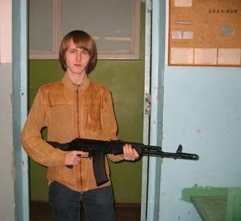 С ружьем в школу