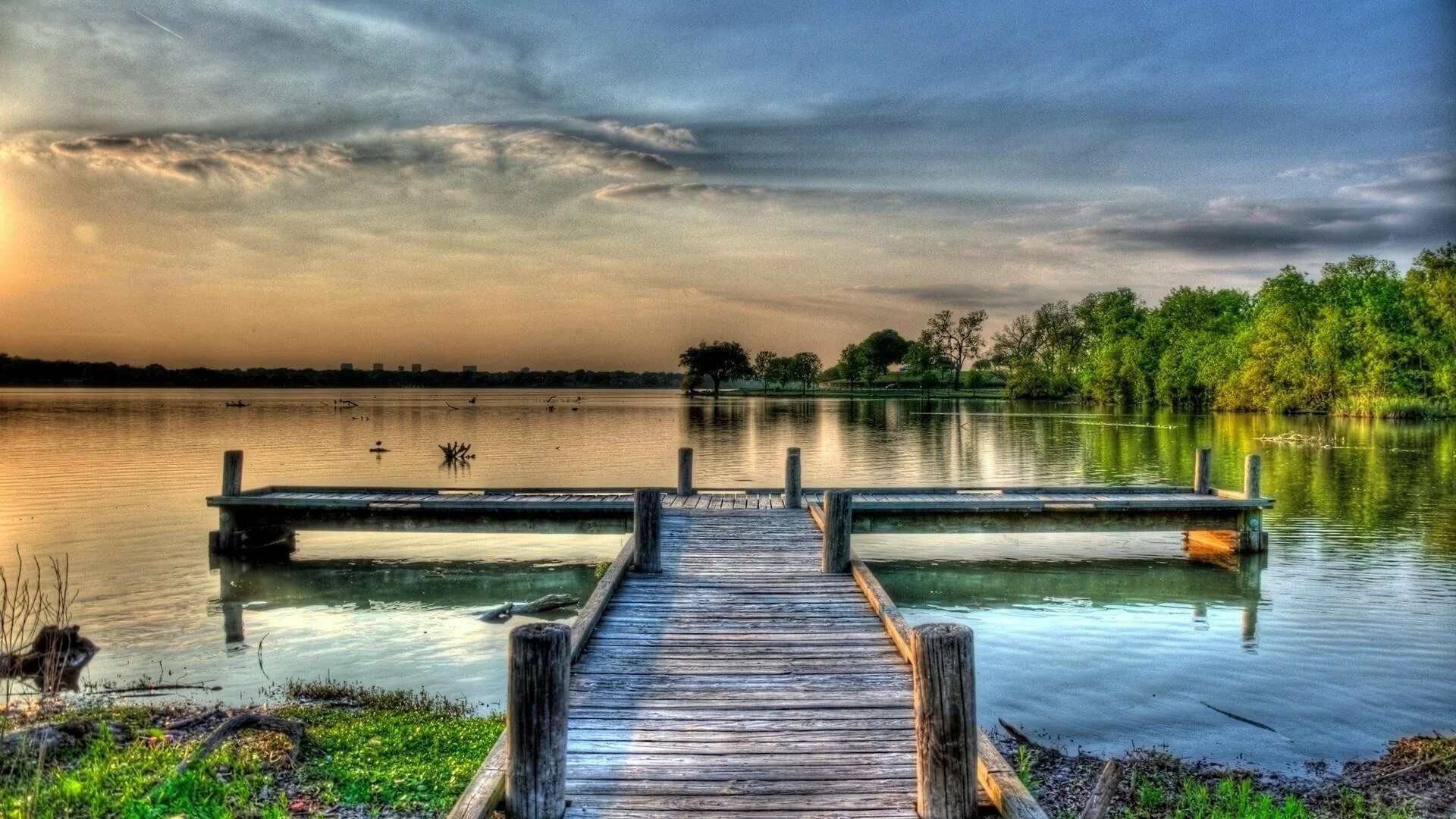 Пристань на озере. Причал на озере. Причал на озере. Причал на озере. Причал на озере.