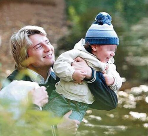 "That all of you clung": Nicholas Baskov called early marriages and children a m