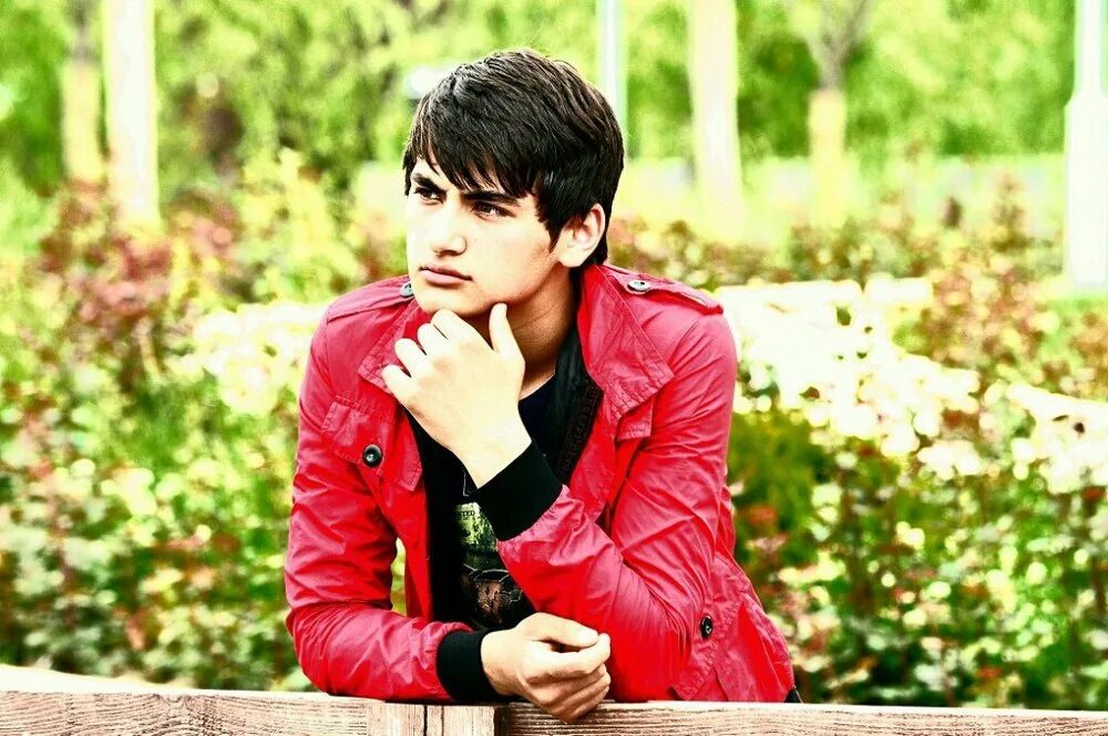 Бехруз имя. Имя бехруз национальность. Имя behruz. Тайна моего имени шамиль. Имя бехруз национальность.