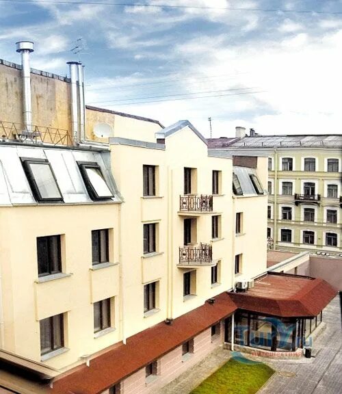 Петербург отель братья карамазовы. Гостиница братья карамазовы санкт-петербург персонал. Отель братья карамазовы санкт-петербург официальный сайт. Братья карамазовы гостиница санкт-петербург. Питер братья карамазовы гостиница.