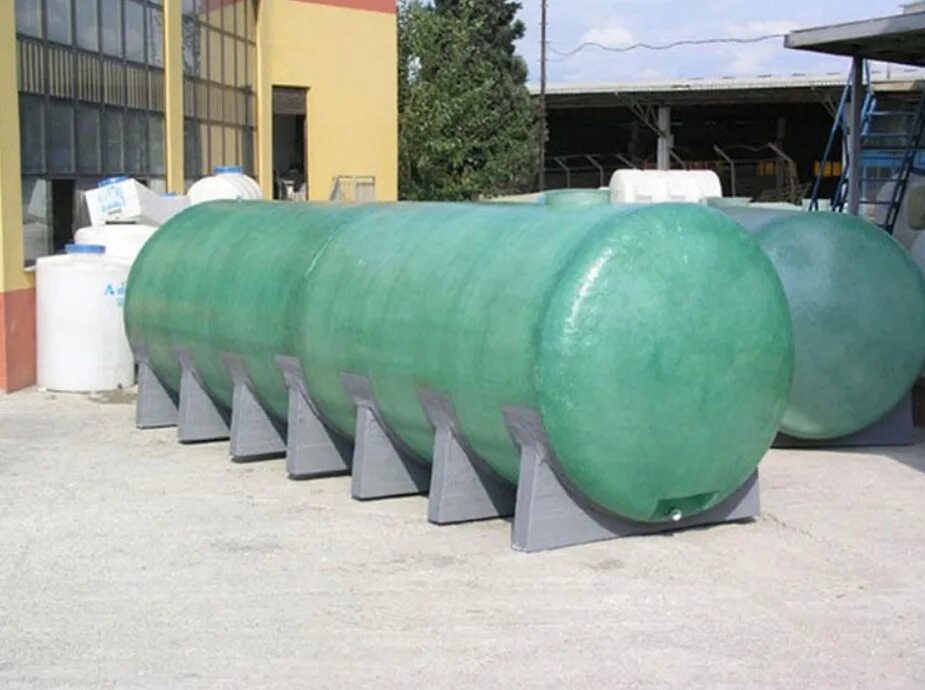 резервуары из стеклопластика. стеклопластиковые цистерны unimod group 9000 литров. накопительная емкость 30 м3. емкость стеклопластиковая 50 м3. стеклопластиковая емкость 1800*1200.