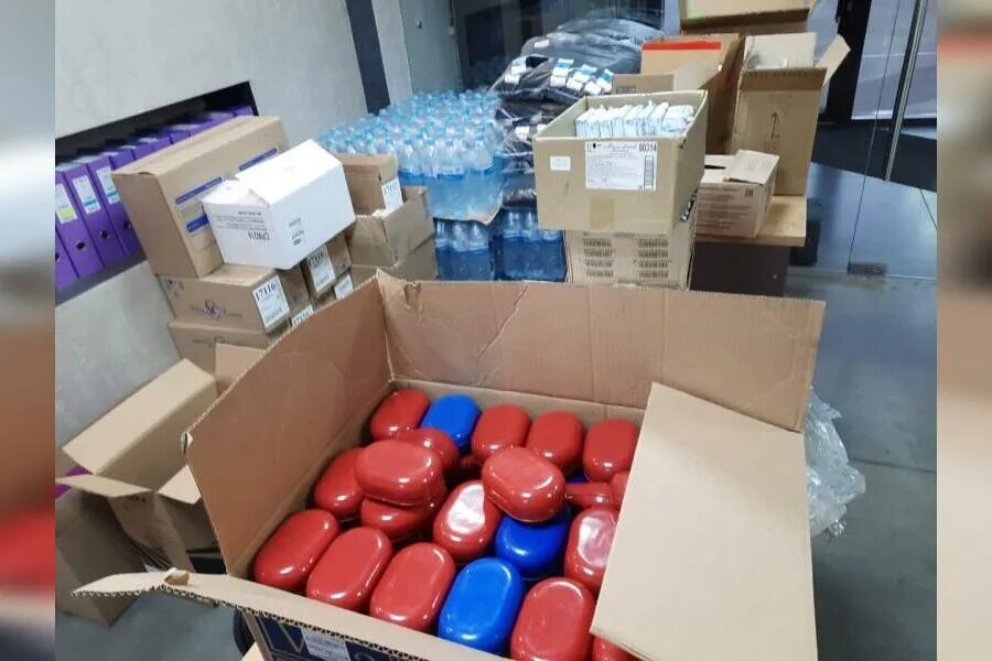 Прием гуманитарной помощи в москве для курска. Гуманитарная помощь. сбор гуманитарной помощи. прием гуманитарной помощи.
